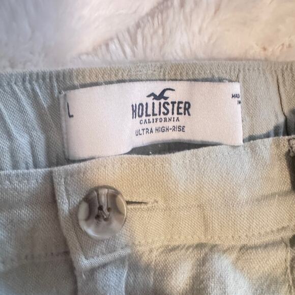 Hollister Sage Green/Tan Cargo Shorts Relaxed Fit Lightweight Ultra High Rise - Picture 4 of 4